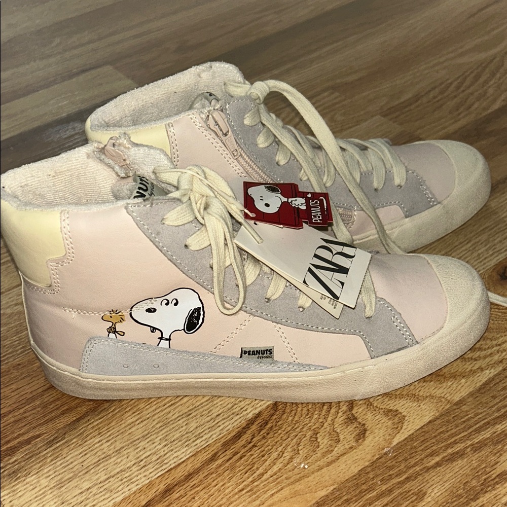 New Peanuts Zara Kids Sneakers - Pink and White